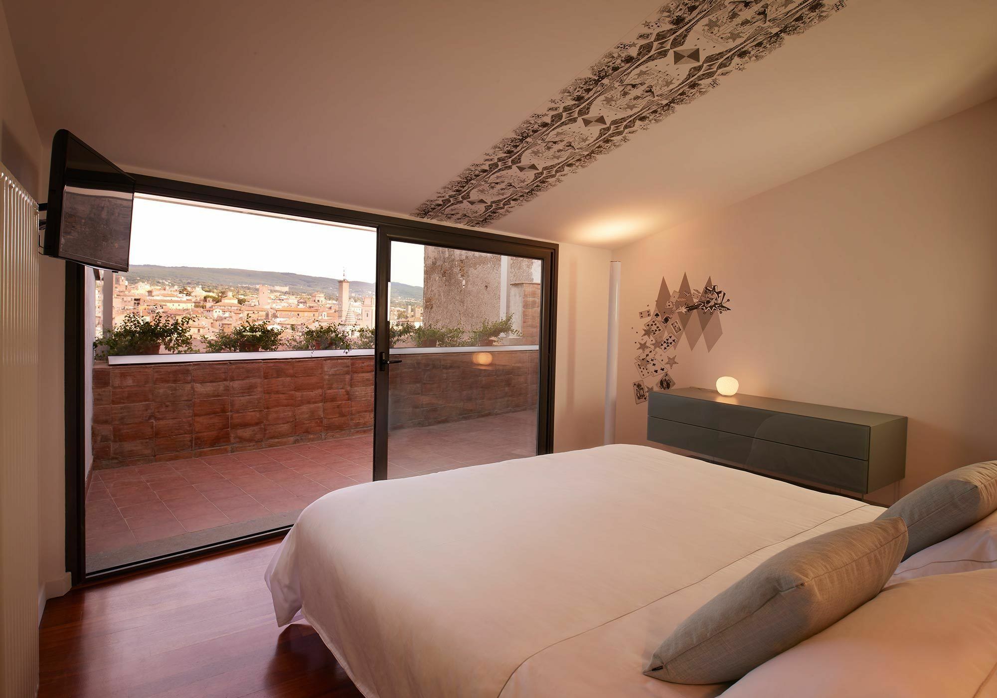 ויטרבו The Pinball Luxury Suites מראה חיצוני תמונה
